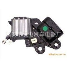 起亞現(xiàn)代桑塔納汽車電子調(diào)節(jié)器發(fā)動機(jī)調(diào)節(jié)器電子閃光器