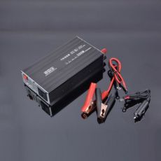 車(chē)載逆變器24V轉(zhuǎn)220V，峰值2000W持續(xù)1000W家用逆變器